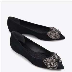 Tory Burch Sold out everywhere - gorgeous Esme Flats silver crystal bows size 8